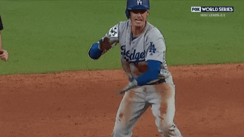 Bellinger Clapping